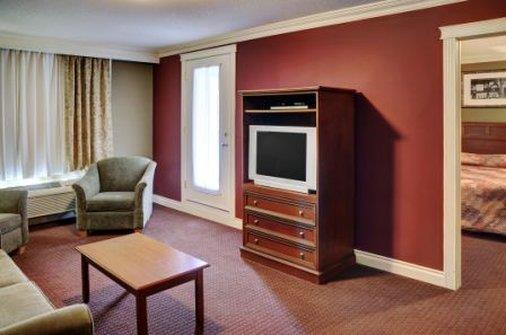Lakeview Inns & Suites - Edson Airport West Ruang foto