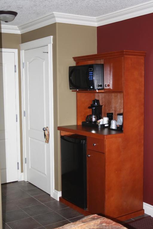 Lakeview Inns & Suites - Edson Airport West Ruang foto